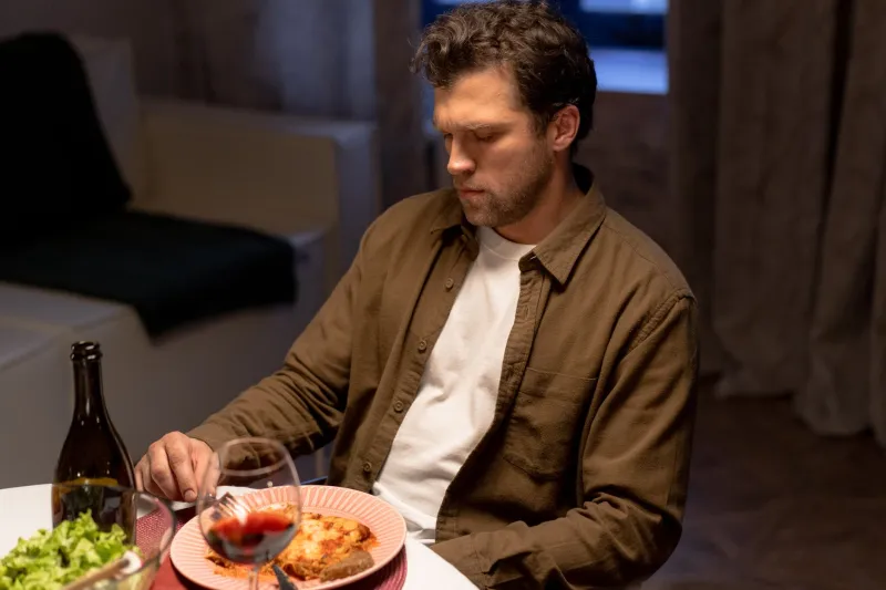 When Fasting Becomes a Hormonal Liability: The Testosterone Cost of Skipping Too Many Meals